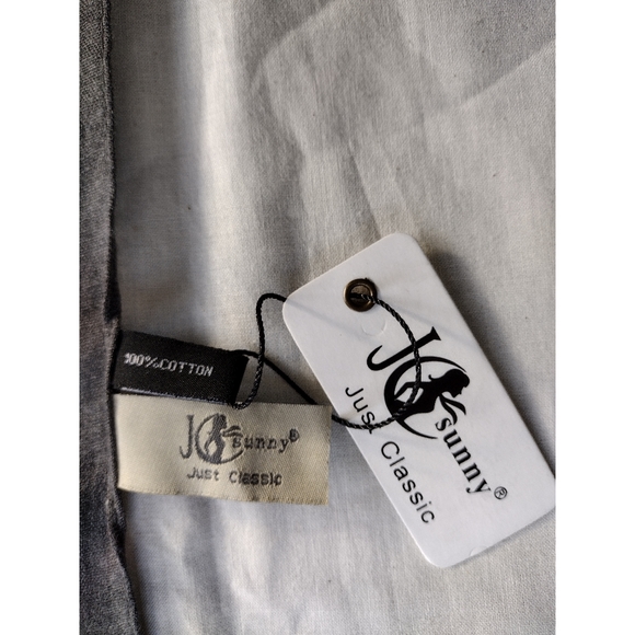 JC Sunny Gray Giraffe Scarf Wrap - Picture 2 of 6